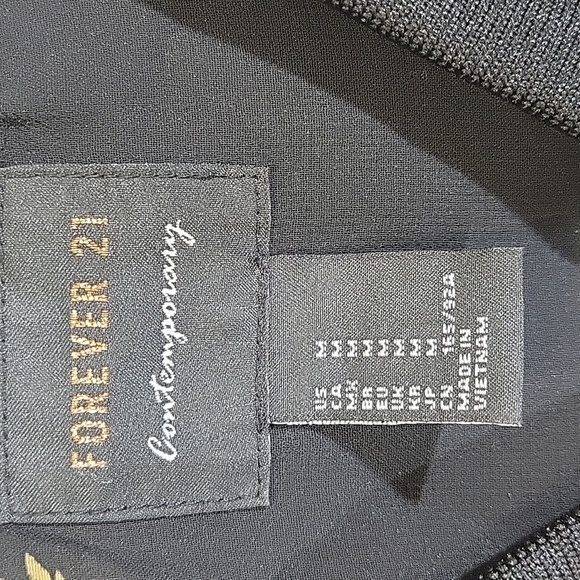 Forever 21 black floral light jacket size Medium - Picture 3 of 8